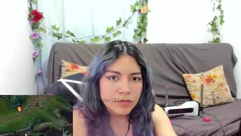 Vaiolet1314 online show from February 2026 12:40:02 AM