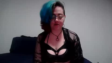 Snapshot of valarieak chatting on May 2026 01:01:01 AM valarieak online show from May 2026 01:01:01 AM
