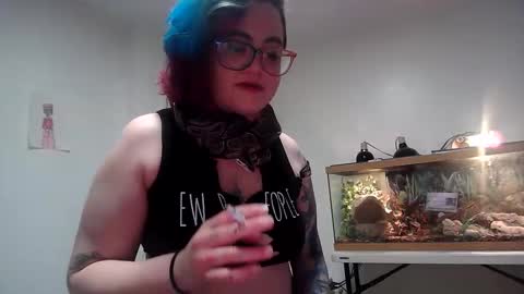 Snapshot of valarieak chatting on May 2026 01:02:02 AM valarieak online show from May 2026 01:02:02 AM