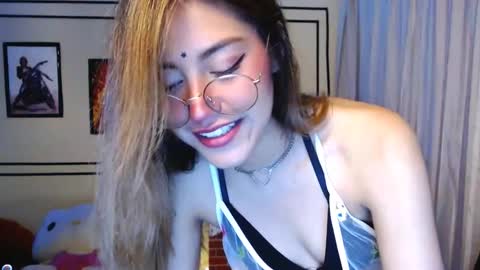 Hi I am Valcooky online show from January 2025 04:52:02 AM