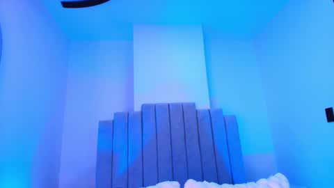 Snapshot of vale_castro1 chatting on November 2025 07:34:02 PM Valentina online show from November 2025 07:34:02 PM