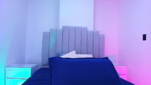 Snapshot of vale_castro1 chatting on November 2025 07:27:01 PM Valentina online show from November 2025 07:27:01 PM