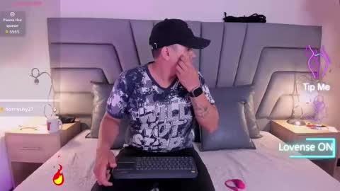 Samantha y Matt online show from November 2025 03:49:02 AM