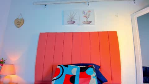 VALENTINA  3 online show from November 2025 12:05:02 PM