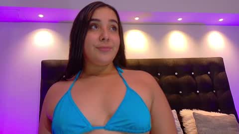 Snapshot of valen_scott_ chatting on February 2025 04:36:01 PM Valen Scott online show from February 2025 04:36:01 PM