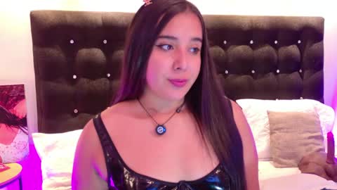 Valen Scott online show from April 2026 12:44:02 PM