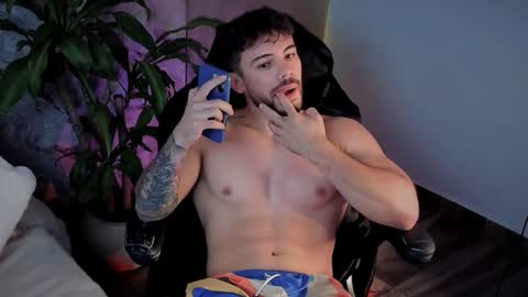 valenthinoking online show from September 2025 11:50:02 PM