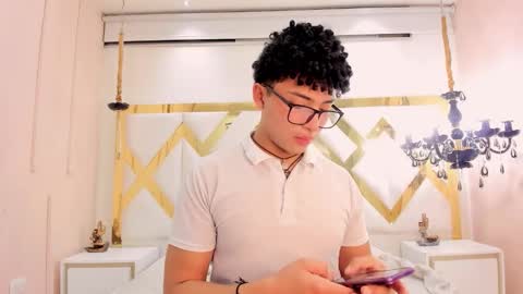 Valentin0 online show from October 2025 11:40:01 AM