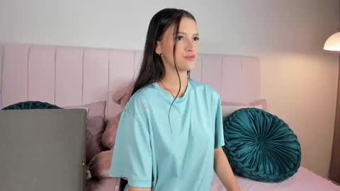 Snapshot of valentina69t chatting on November 2025 03:29:01 AM Valentina Torres online show from November 2025 03:29:01 AM