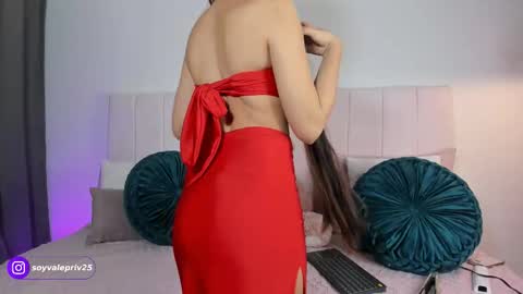 Snapshot of valentina69t chatting on November 2025 09:43:02 PM Valentina Torres online show from November 2025 09:43:02 PM