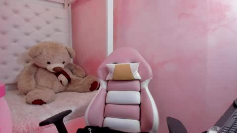 VALENTINA  online show from May 2026 03:57:01 AM