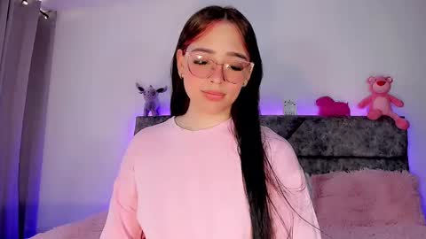 Snapshot of valentina_alba chatting on January 2025 09:10:01 PM Valentina online show from January 2025 09:10:01 PM