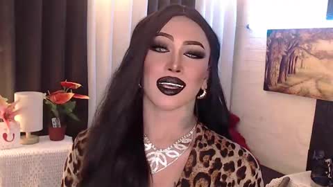 Amanda online show from October 2025 03:57:02 PM