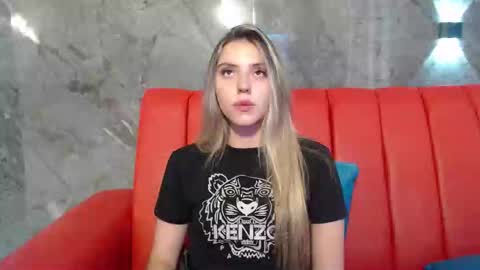 Valentina online show from March 2026 09:54:01 PM