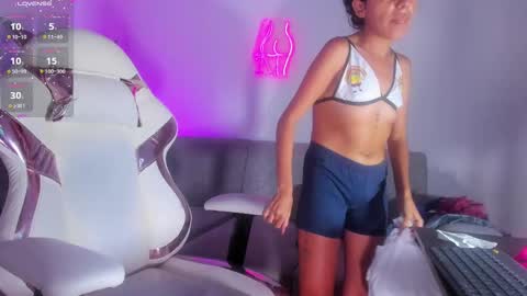 VALENTINA online show from January 2025 09:51:01 PM