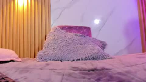 Snapshot of valentinaliux_ chatting on June 2026 02:33:01 PM valentinaliux_ online show from June 2026 02:33:01 PM