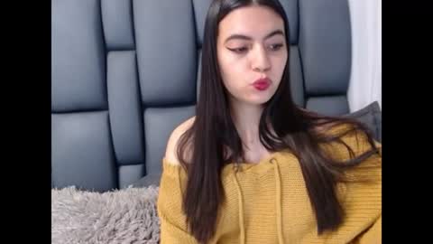 Snapshot of valentinasmith18 chatting on June 2026 07:51:02 PM valentinasmith18 online show from June 2026 07:51:02 PM