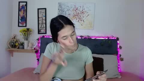 V A L E N T I N I online show from September 2025 08:45:02 PM