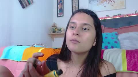 V A L E N T I N I online show from October 2025 07:41:01 PM