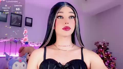 Snapshot of valentinne_marian chatting on December 2024 05:52:02 AM Marian online show from December 2024 05:52:02 AM