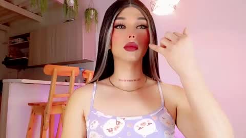 Snapshot of valentinne_marian chatting on February 2025 12:08:02 PM Marian online show from February 2025 12:08:02 PM