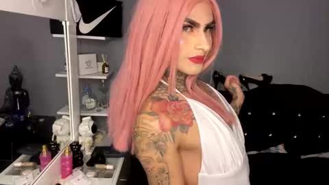 valentino_bs online show from February 2026 05:56:01 AM