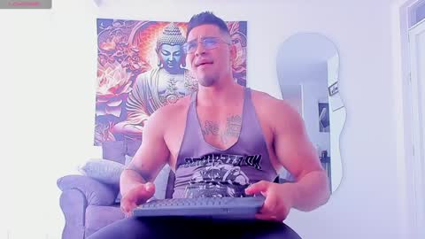    online show from December 2024 05:21:02 PM