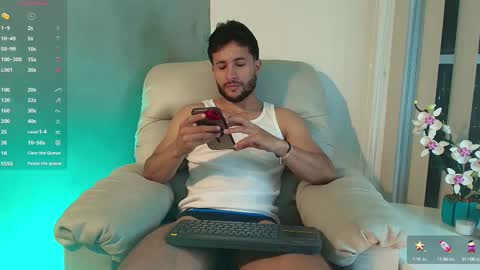 Snapshot of valentinoford chatting on February 2025 12:37:02 AM Valentino online show from February 2025 12:37:02 AM