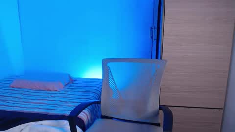 Snapshot of valentinosex_1 chatting on February 2026 11:23:01 PM VALENTINO online show from February 2026 11:23:01 PM