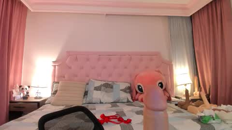 Vale Toro  online show from October 2025 11:55:01 AM