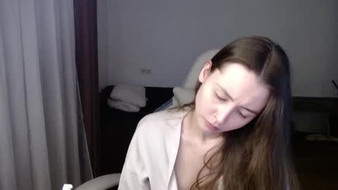 Snapshot of valents_cherry chatting on February 2025 06:30:01 PM Valentina online show from February 2025 06:30:01 PM