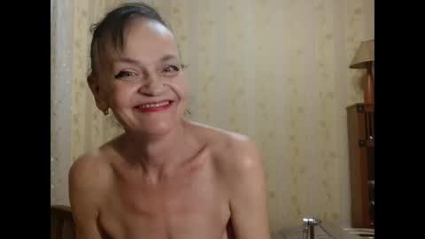 valentijm online show from November 2025 11:09:01 AM