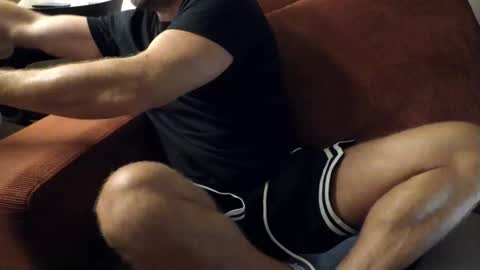 Snapshot of valeraden chatting on November 2025 01:29:01 AM Couple online show from November 2025 01:29:01 AM