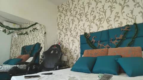 Snapshot of valeria_collin chatting on December 2025 10:08:02 PM valeria_collin online show from December 2025 10:08:02 PM