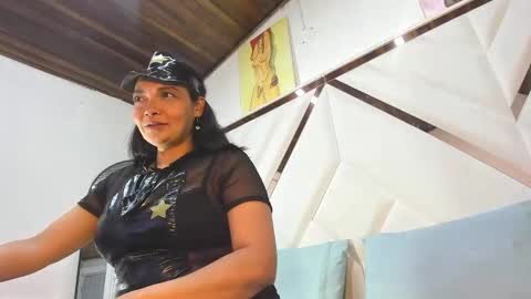 valeria_gil_ online show from April 2026 03:42:01 AM