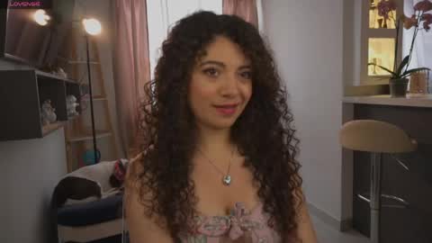 Snapshot of valeria_rosses chatting on June 2026 07:27:02 PM Valeria online show from June 2026 07:27:02 PM