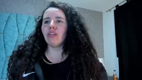 Valeria online show from November 2025 09:29:02 PM