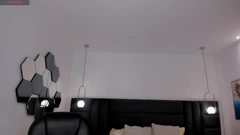 Vale  online show from November 2025 12:05:02 PM