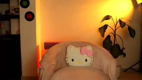 valerie07 online show from May 2026 05:05:01 AM
