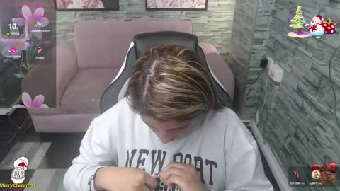 Snapshot of valerie_b chatting on December 2024 04:36:01 PM valerie_b online show from December 2024 04:36:01 PM