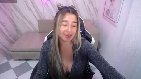 Snapshot of valerie_b chatting on February 2025 03:10:02 AM valerie_b online show from February 2025 03:10:02 AM