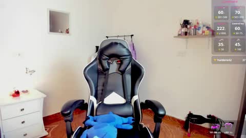 Valerie Blake online show from September 2025 12:32:02 PM