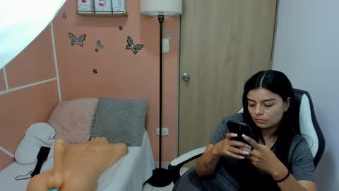 Juli C online show from December 2024 09:08:01 PM