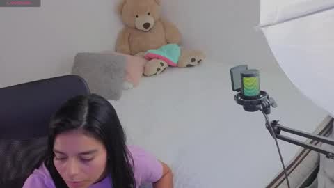 Snapshot of valerihouse_ chatting on May 2026 01:36:02 AM valerihouse_ online show from May 2026 01:36:02 AM