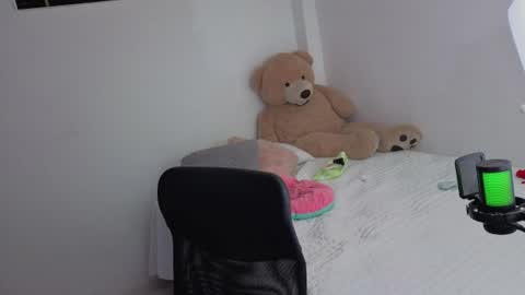 Snapshot of valerihouse_ chatting on June 2026 12:55:02 AM valerihouse_ online show from June 2026 12:55:02 AM