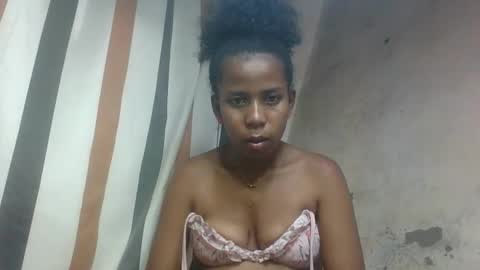 valerinezah online show from March 2026 06:01:02 PM