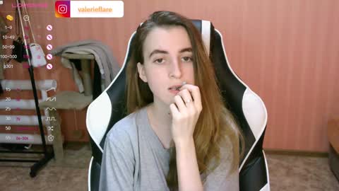 Snapshot of valeritiio chatting on December 2024 04:38:02 PM valeritiio online show from December 2024 04:38:02 PM