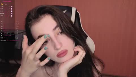 Snapshot of valeritiio chatting on September 2025 03:28:01 AM valeritiio online show from September 2025 03:28:01 AM