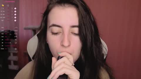 Snapshot of valeritiio chatting on September 2025 03:52:01 AM valeritiio online show from September 2025 03:52:01 AM