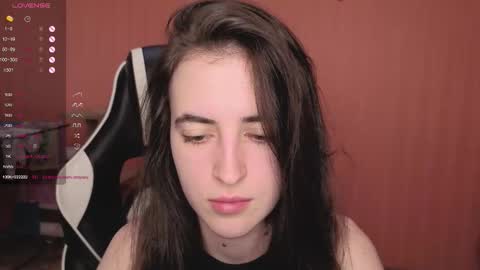 Snapshot of valeritiio chatting on October 2025 03:18:02 AM valeritiio online show from October 2025 03:18:02 AM